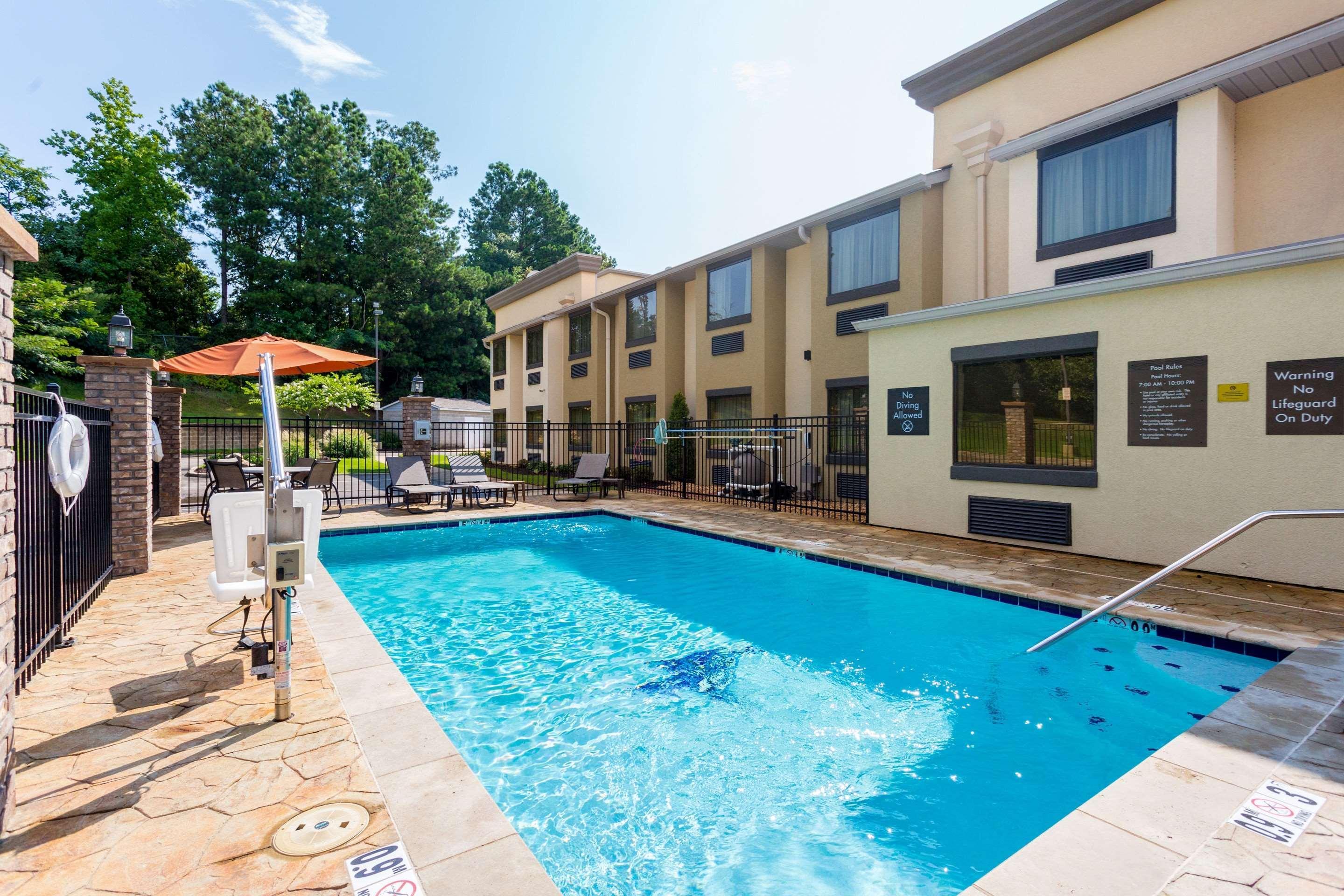 Comfort Inn Tupelo Bagian luar foto